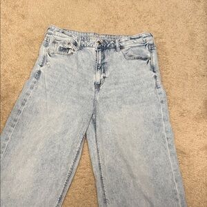 American Eagle  Dreamy Drape Stretch Super High Waisted Baggy Wide Leg Jean